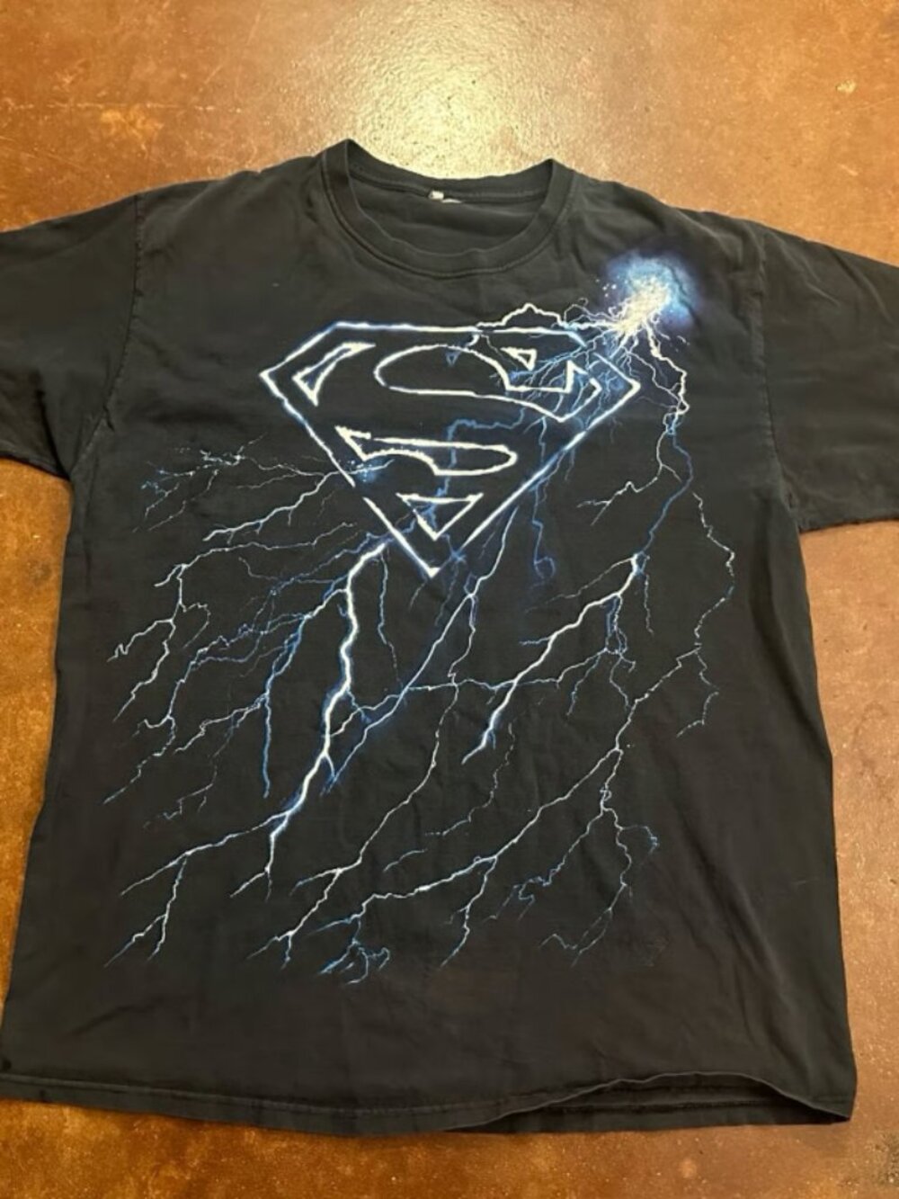 VTG Superman Lightning Logo Men’s T-Shirt